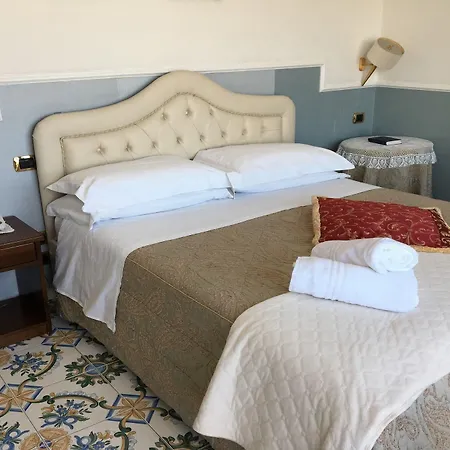 Experience Boutique - Cimmino 3* Castellammare di Stabia