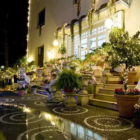 Experience Boutique - Cimmino 3* Castellammare di Stabia